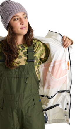Burton Pyne 2L Jacket - Women's 5