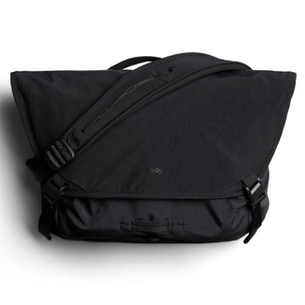 Bellroy Venture Messenger Bag - 16" 1