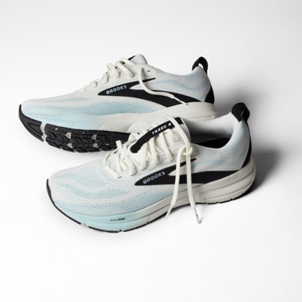 Brooks Trace 4 Road-Running Shoes - Men's 6