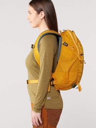 REI Co-op Trail 25 Pack 3