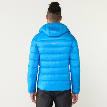 Mammut Taiss IN Hooded Down Jacket - Men's 4