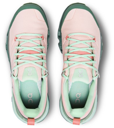 On Cloudwander Waterproof Low Hiking Shoes - Women's 4