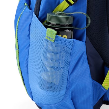 REI Co-op Tarn 18 Pack - Kids' Water bottle pocket (Water bottle sold separately)