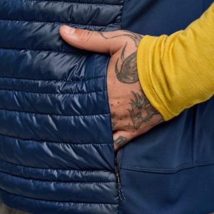 Saucony Hurricane Insulated Vest - Men's 4