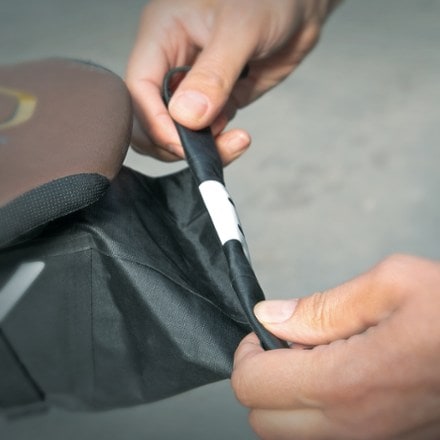 SKS Trail Flow Roll-Top Saddle Bag 2.0 L 7