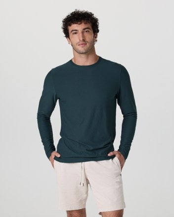 Vuori Long-Sleeve Strato Tech T-Shirt - Men's 1