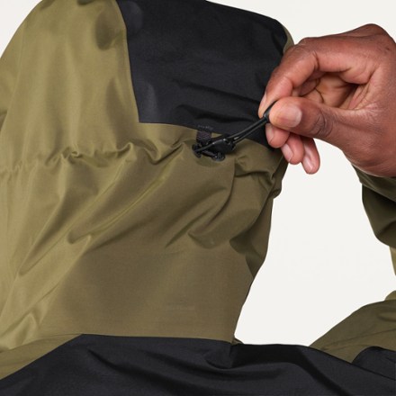 Arc'teryx Beta Jacket - Men's 7