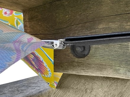 LITO: Luxury in the Outdoors Outdoor Tablecloth 2