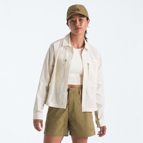 On Body Image of color White Dune/Desert Stone