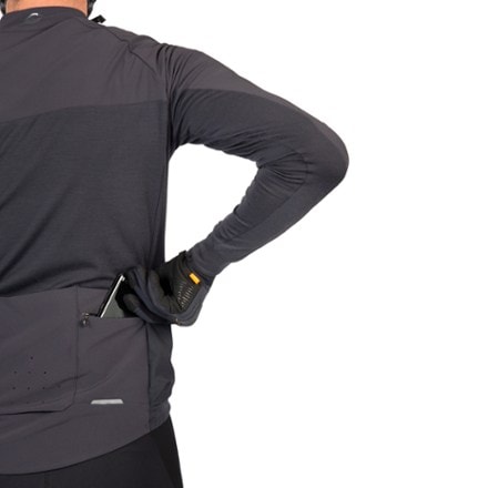 Endura GV500 Merino-Blend Long-Sleeve Bike Jersey - Men's 6