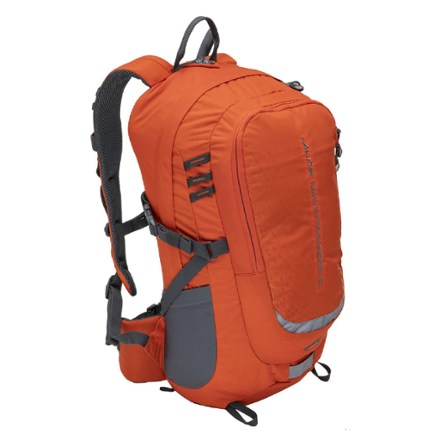 ALPS Mountaineering Hydro Trail 17 Hydration Pack 0