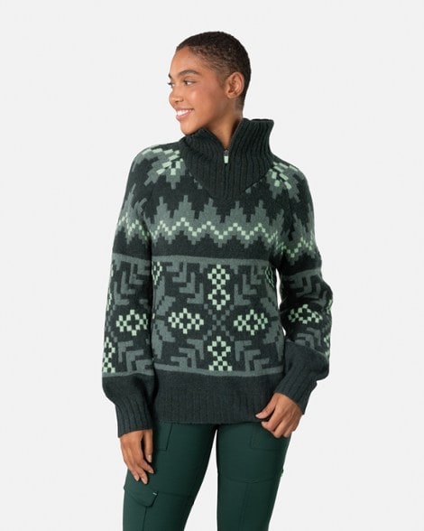 On Body Image of color Pine