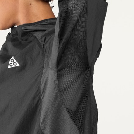 Nike ACG UV Aireez Jacket - Women's 6