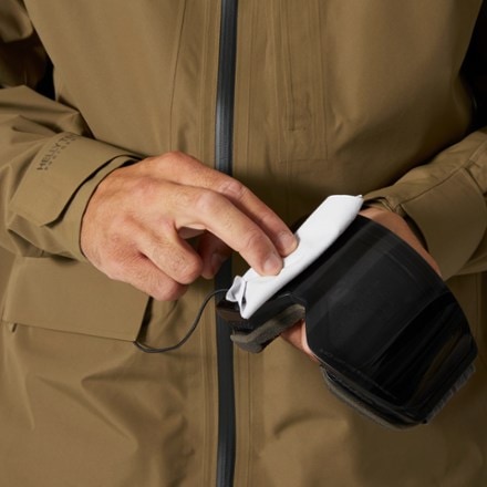 Helly Hansen Emiko Shell Jacket - Men's 4