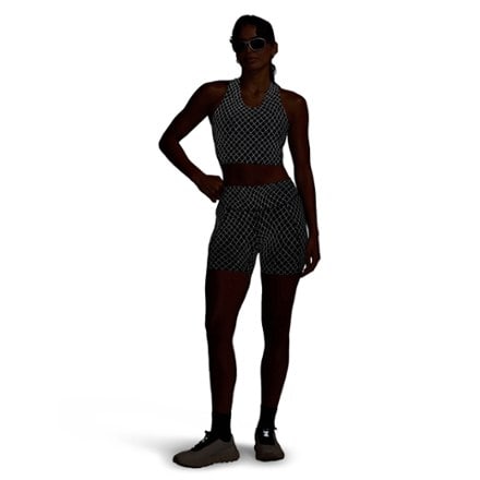 Janji Pace 5" Shorts - Women's 8