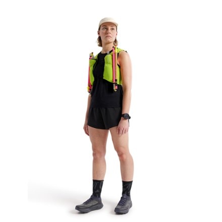Arc'teryx Norvan 7 Hydration Vest - Women's 6