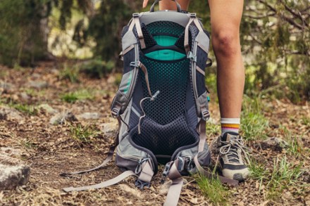 Gregory Jade 28 Pack - Women's 3