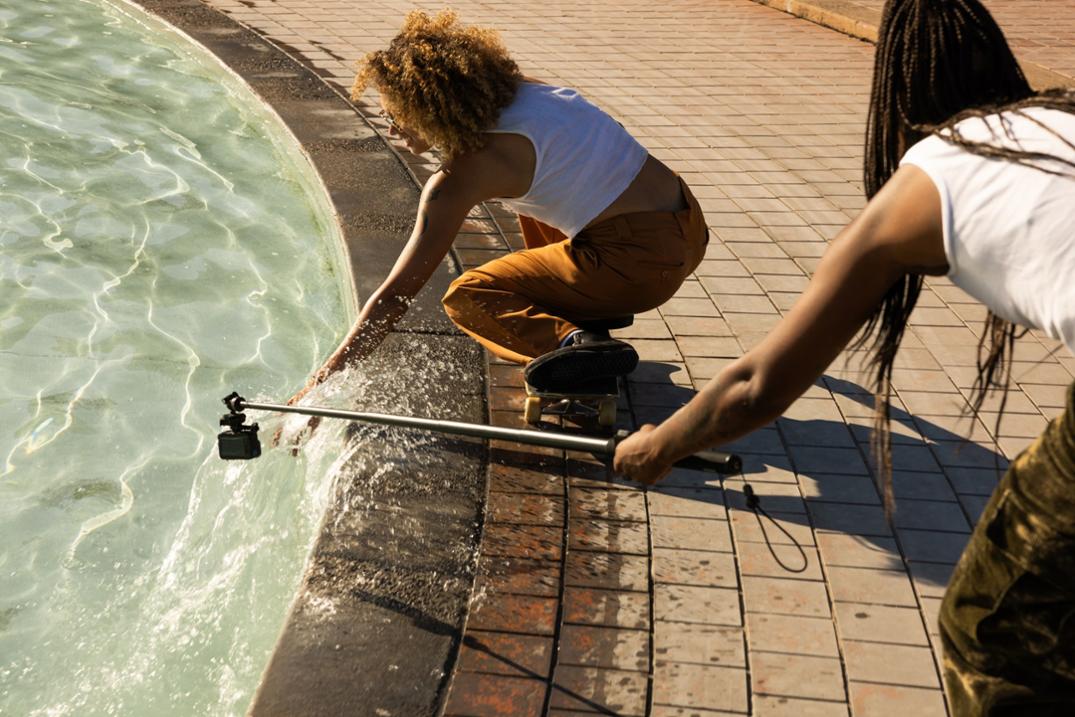 Location Image for Extension Pole and Waterproof Shutter Remote