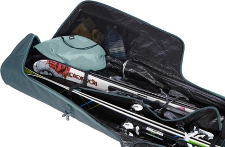 Thule RoundTrip Ski Roller Bag 4