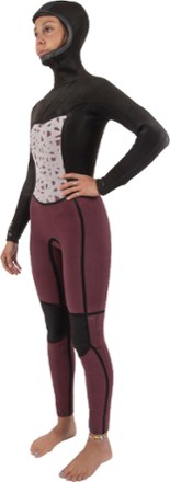 Sisstrevolution 7 Seas 5/4 mm Hooded Chest Zip Wetsuit - Women's 4