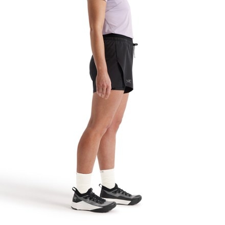 Arc'teryx Norvan 2-in-1 5" Shorts - Women's 4