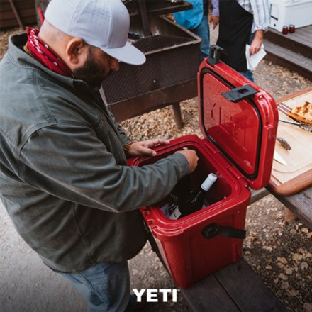 Location Image for Roadie 24 Cooler
