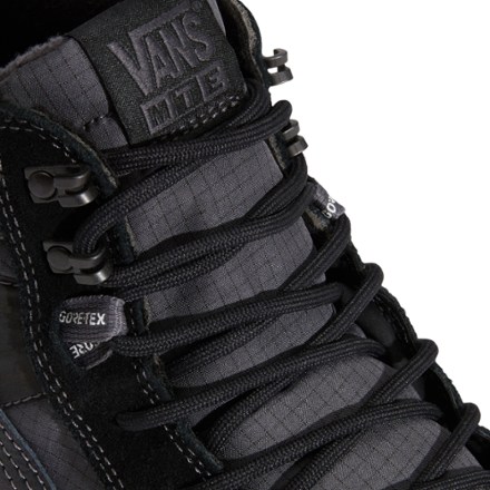Vans Sk8-Hi GORE-TEX Insulated Shoes - Men's 2