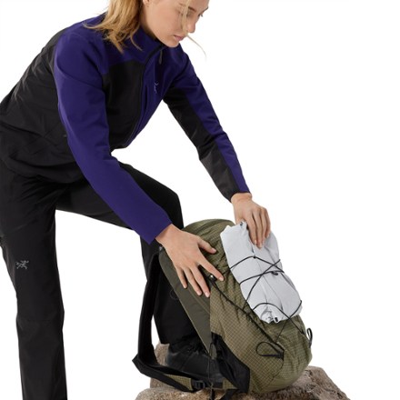 Arc'teryx Aerios 18 Pack 7