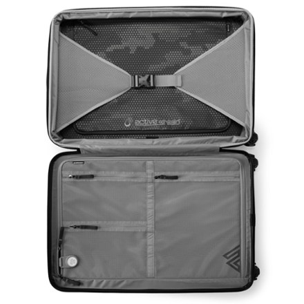 Gregory Quadro Pro Hardcase 28" Wheeled Luggage Interior
