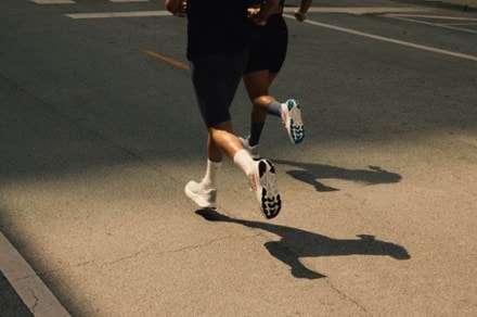 HOKA Clifton 10 Road-Running Shoes - Men's 8