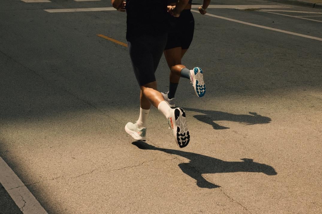 Location Image for Clifton 10 Road-Running Shoes - Men's