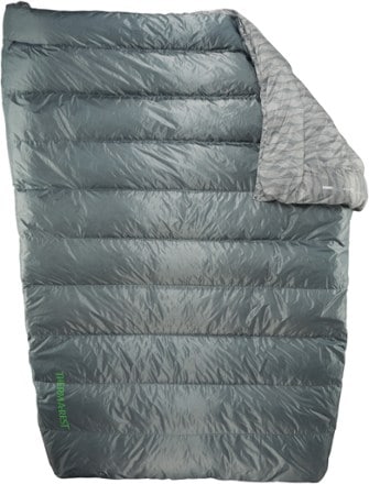 Therm-a-Rest Vela 32 Double Quilt 1
