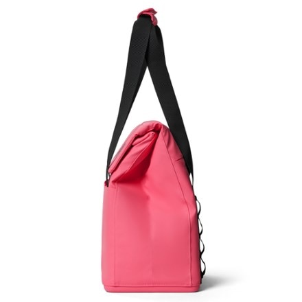 YETI Daytrip 14 L Insulated Tote Bag 3