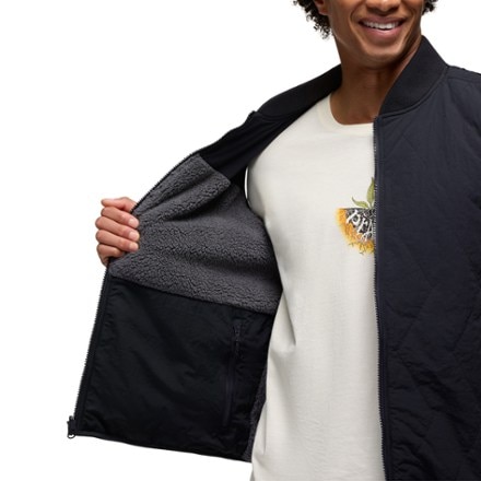 prAna Encinitas Reversible Insulated Vest - Men's 6