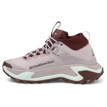 Nike ACG Zegama Hike Hiking Shoes - Women's 10