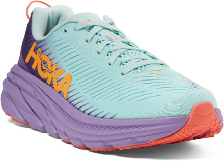 women running shoes canada