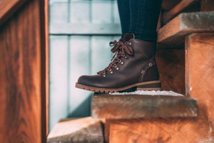 Kodiak Fernie Insulated Waterproof Boots - Women's 6