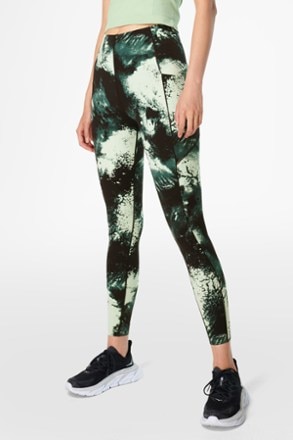 Active Blended High-Waisted 3/4 Leggings with Pockets