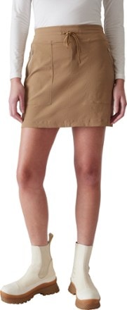 Athleta Trekkie North Short Brown Size 4 - $26 (55% Off Retail