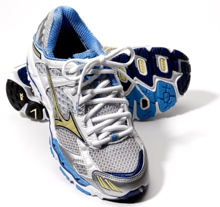 mizuno wave alchemy 13 marroni