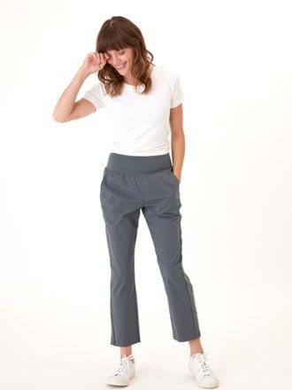 Threads 4 Thought Colette Woven Mix Joggers - Women's 2