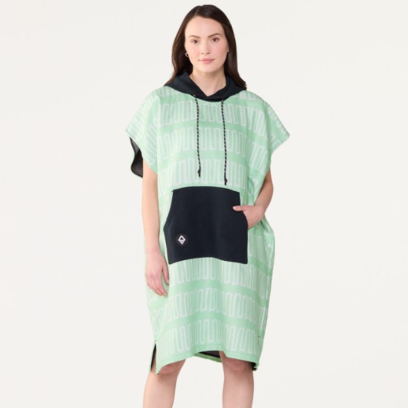 On Body Image of color Switchback Seafoam