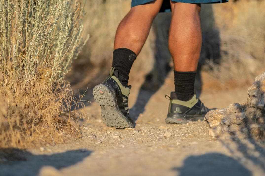 Location Image for X Ultra 4 GORE-TEX Hiking Shoes - Men's