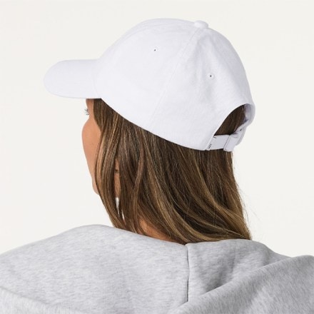 Vuori Dad Hat 2