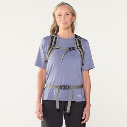 REI Co-op Flash 18 Pack 4