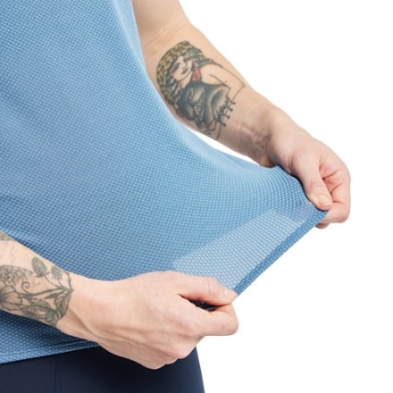 Oiselle Flyout Racerback Tank Top - Women's 2