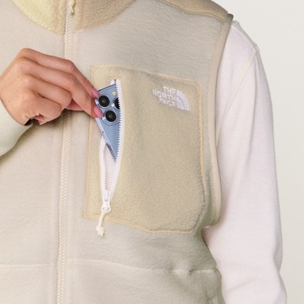 The North Face Yumiori Vest - Women's 4