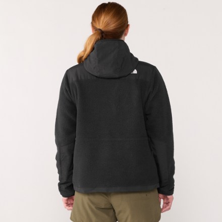 The North Face ブラック＆ブラウン Retro Denali フーディ The North Face Men's Retro Denali Hoodie – CASTELLOSTORE