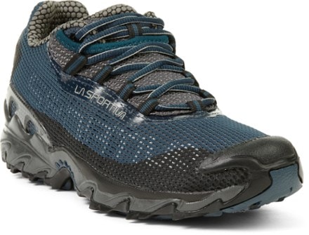 La Sportiva Wildcat Trail-Running Shoes - Men's 3/4 view (Carbon/Opal)