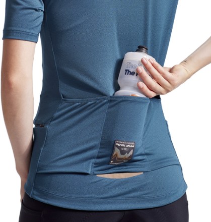 PEARL iZUMi Expedition Cycling Jersey - Women's 9